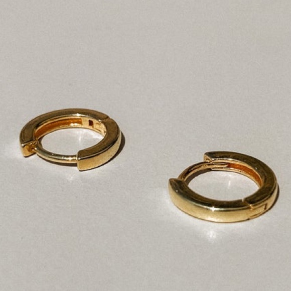 The Perfect Gold Hinged Mini Hoop Earrings - Picture 3 of 4